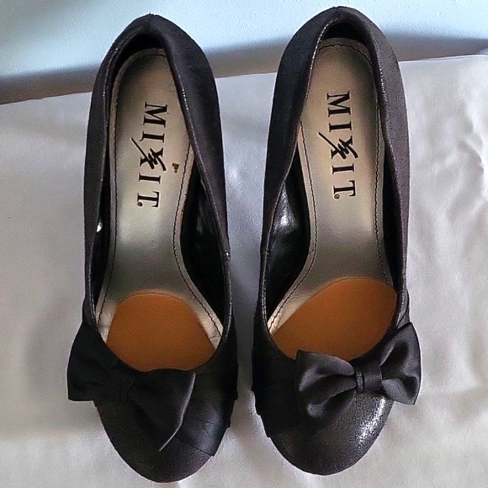 Mixit Shimmering Black Heels with Bow Detail - Picture 6 of 10